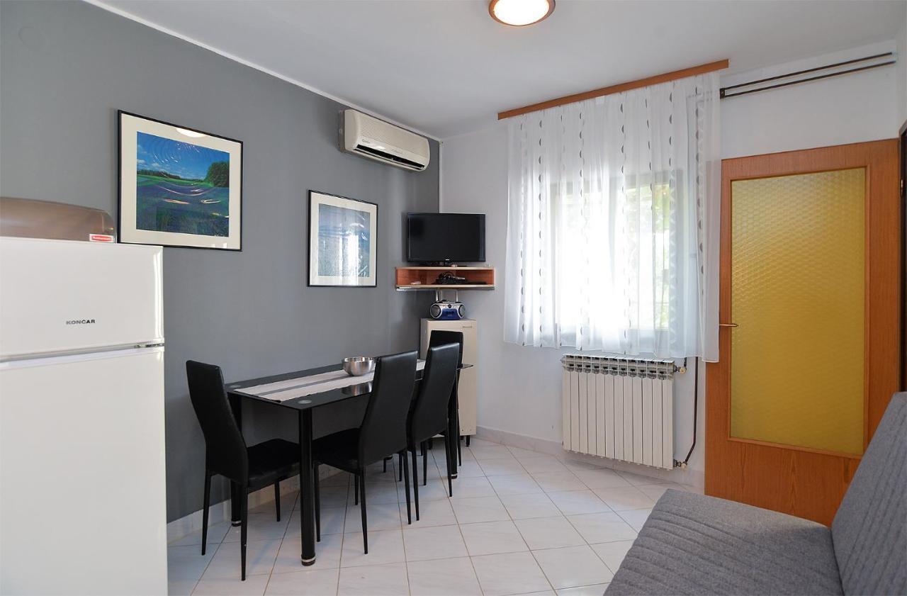 Apartment Mario 2060 Πούλα Εξωτερικό φωτογραφία